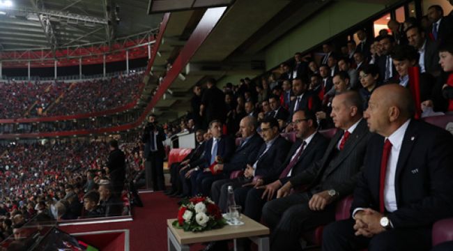Cumhurba?kan? Erdo?an, Trkiye-?zlanda ma?n? izledi