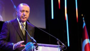 �Bug�n �zerinde rahat�a oyun oynanan de?il, b�lgesinde oyun kuran, oyun bozan kararl? bir T�rkiye var�