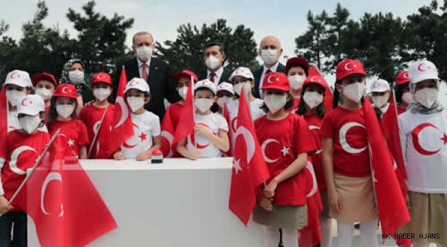 100. y?l?na yakla?t???m?z Cumhuriyetimizi her alanda glendirerek bizden sonraki nesillere b?rakman?n gayreti iindeyiz