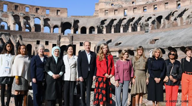 Emine Erdo?an, G20 Liderler Zirvesi'nin yap?ld??? Roma'da lider e?leriyle bir araya geldi
